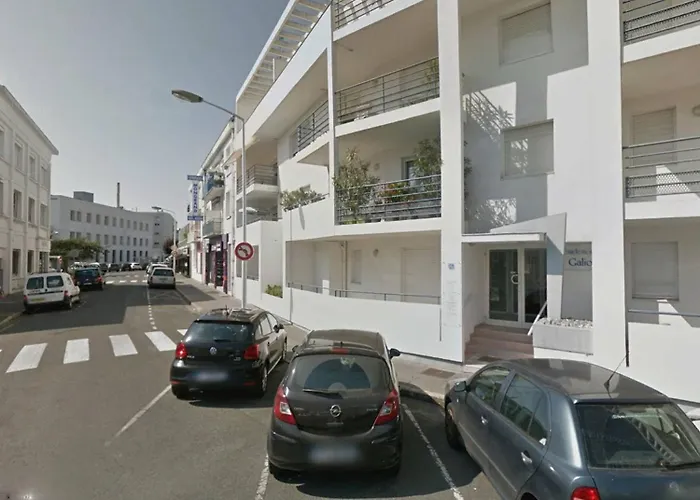 - Au Coeur Du Centre-ville - A Seulement 200m Lägenhet